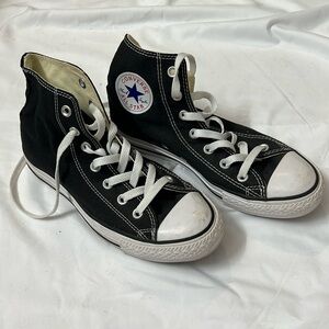 Converse high tops/Chuck Taylor